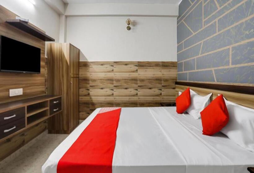 فندق Oyo Flagship 81307 Pratap Since