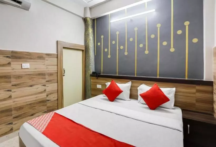 Hotelli Oyo Flagship 81307  Pratap Since