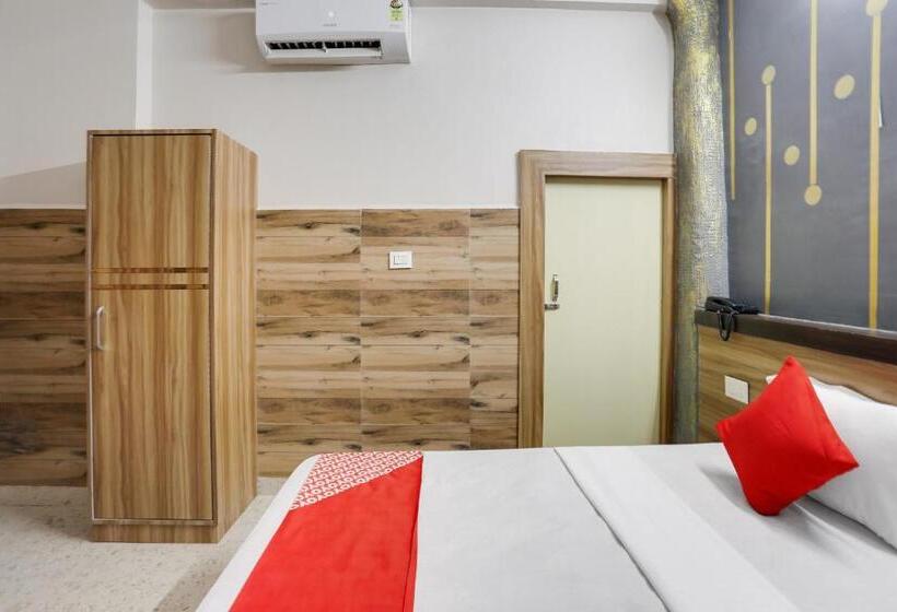 فندق Oyo Flagship 81307 Pratap Since