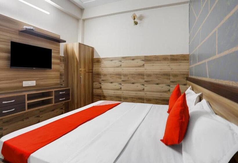 فندق Oyo Flagship 81307 Pratap Since