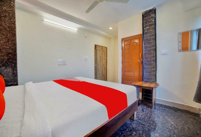 Hotell Oyo Flagship 81336  Ragas