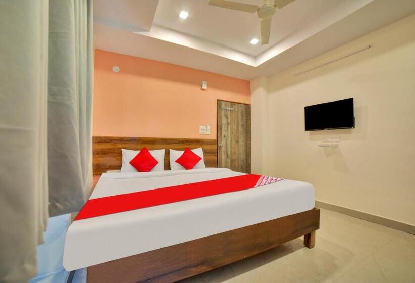 Hotell Oyo Flagship 81336  Ragas