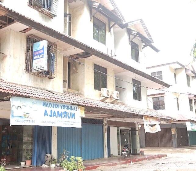 ホテル Spot On 92569 Anto Homestay Syariah