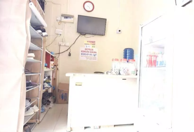 ホテル Spot On 92569 Anto Homestay Syariah