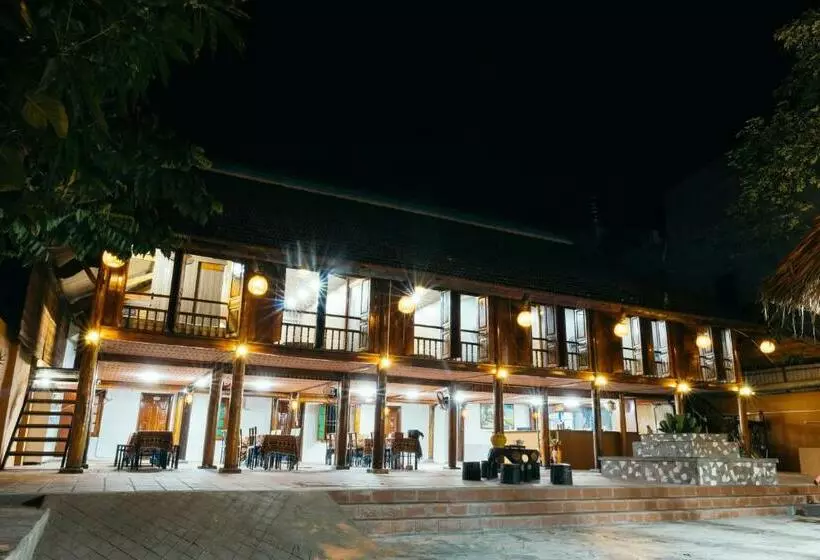 Odyssey Hostel, Tours & Motorbikes Rental