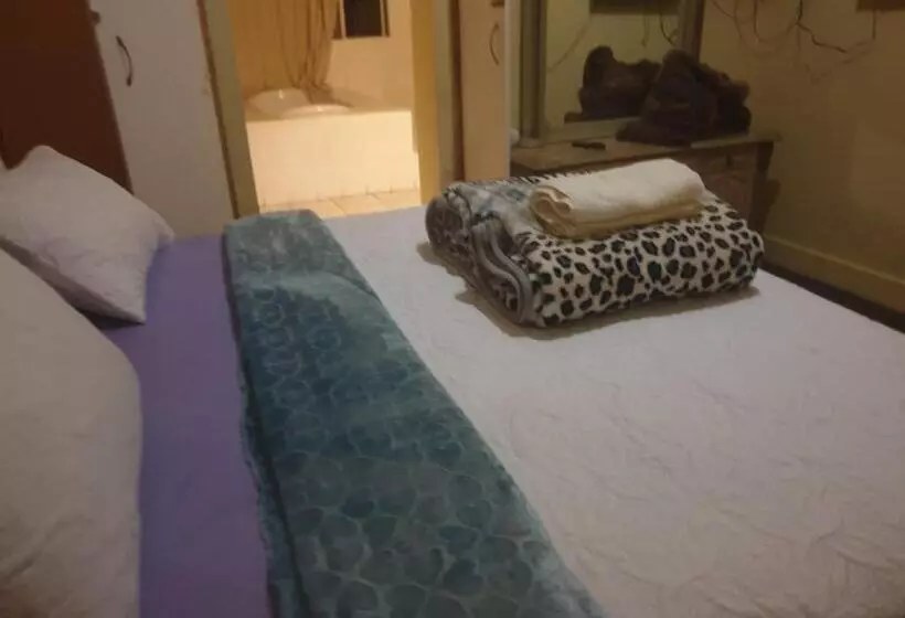 Majatalo Randgate Guesthouse