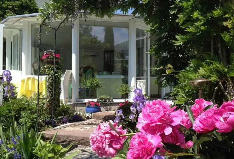 Boutique Hotel Villa Am See