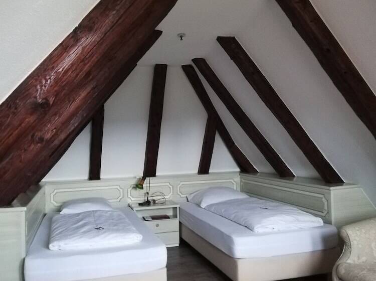 Otel Altes Pfarrhaus