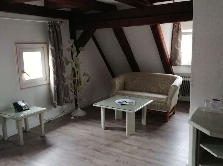 Otel Altes Pfarrhaus