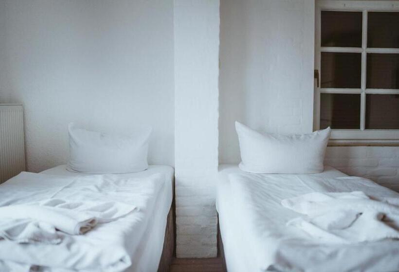 Aparthotel Stralsund Studios Und Apartments