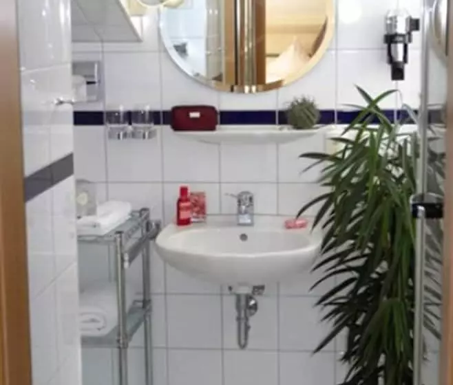 هتل Appartementpension Zum Zacherl