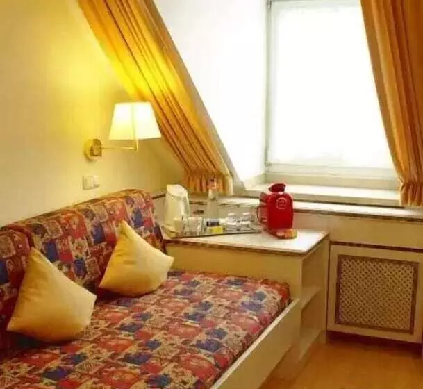 هتل Appartementpension Zum Zacherl