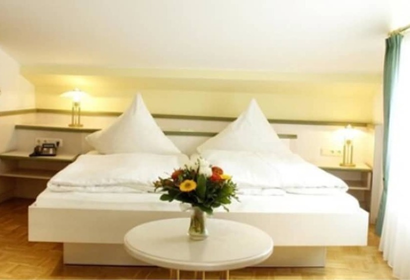 Отель Appartementpension Zum Zacherl