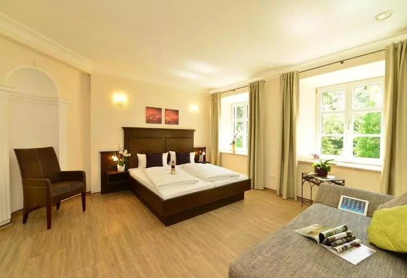 Hotelli Autenrieder Brauereigasthof