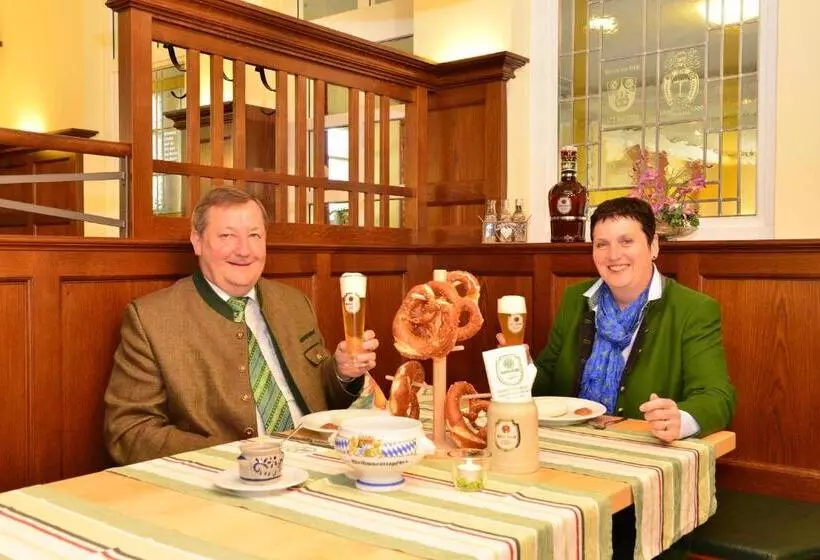 Hotelli Autenrieder Brauereigasthof