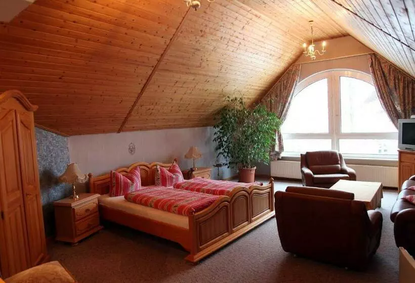 Hotelli Café Am Stift