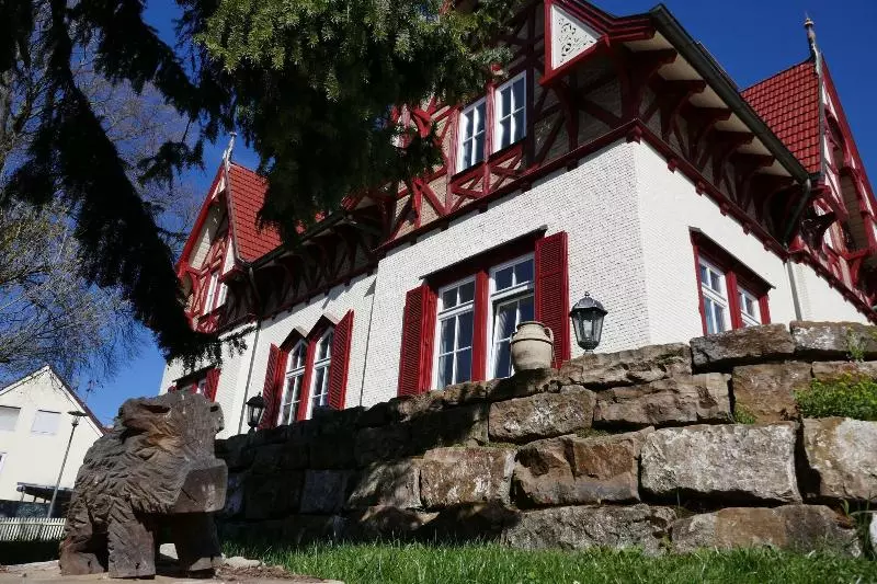 Hotelli Gästehaus Unsere Stadtvilla