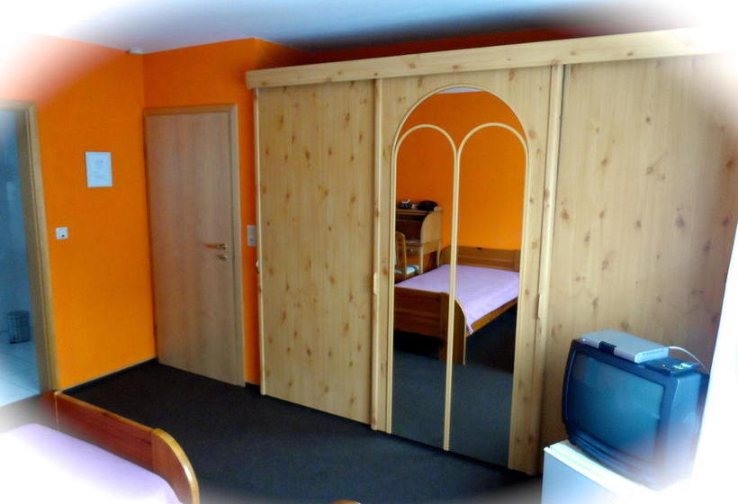 Отель Garni Hanau