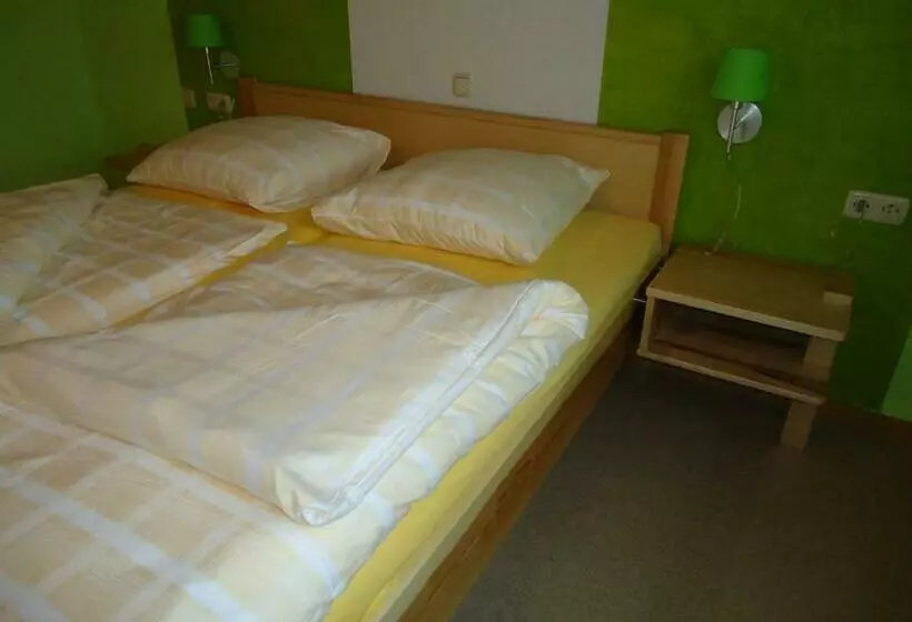 Hotelli Gasthaus & Pension Lisas Welt Wasserkuppe