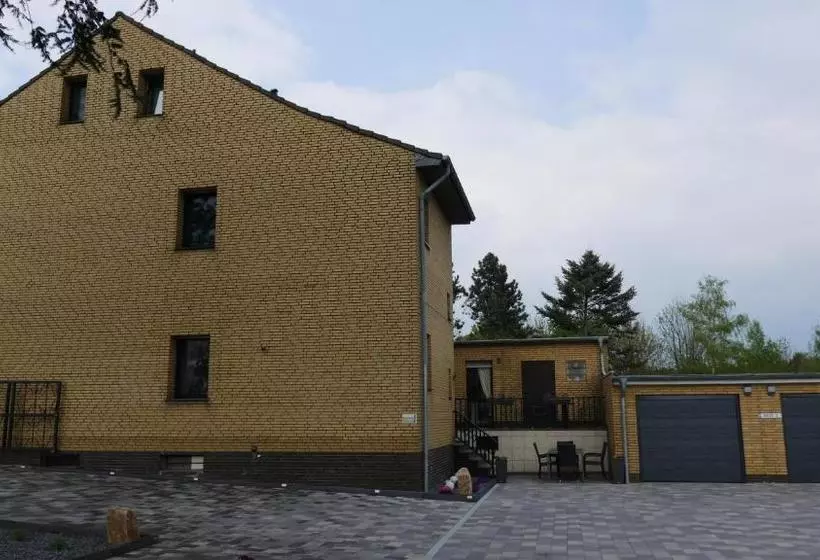 Hotelli Haus Gretchen Alpen