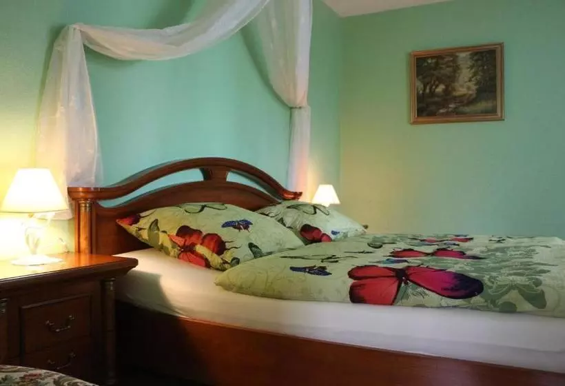 Hotelli Haus Gretchen Alpen