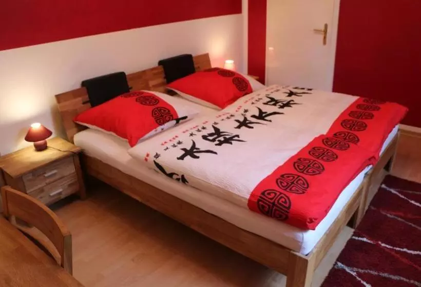 Hotelli Haus Gretchen Alpen