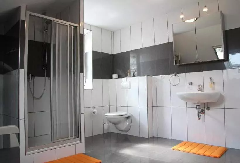 Hotelli Haus Gretchen Alpen