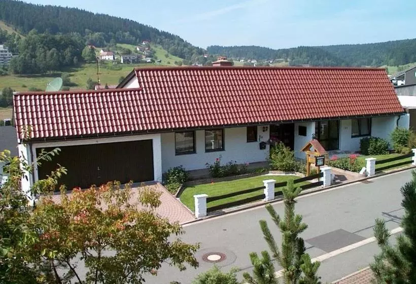 Hotelli Pension Haus Wanninger