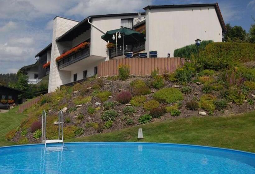 ホテル Pension Haus Wanninger