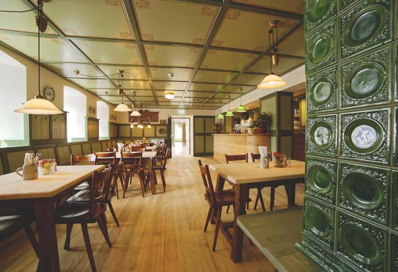 Отель Hofgut Farny