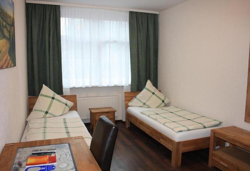 בית מלון כפרי Isenburger Hof