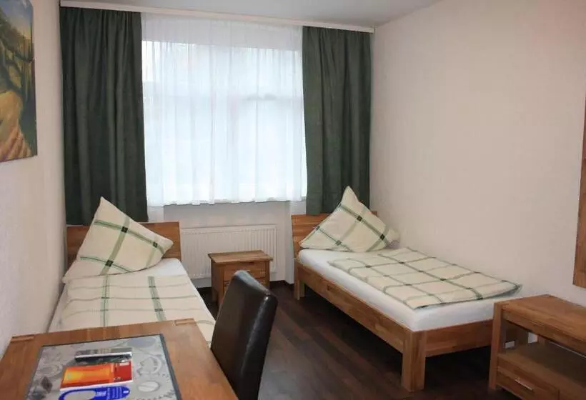 ホテル Isenburger Hof