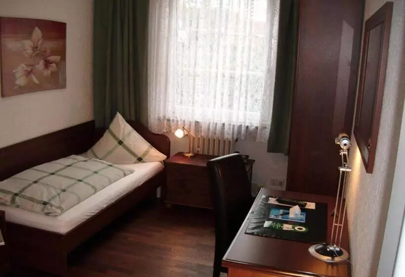 ホテル Isenburger Hof