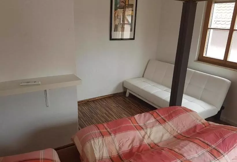 Hotelli Zur Frischen Quelle