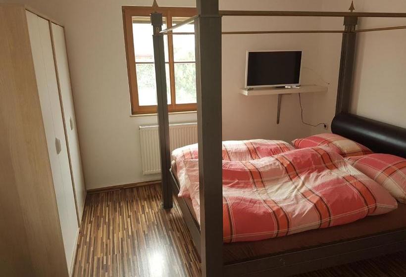 Hotelli Zur Frischen Quelle