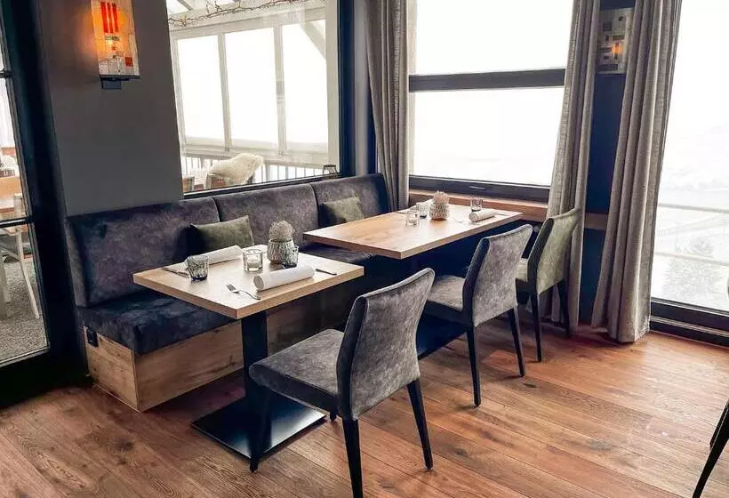 Hotelli Landhaus Hohly