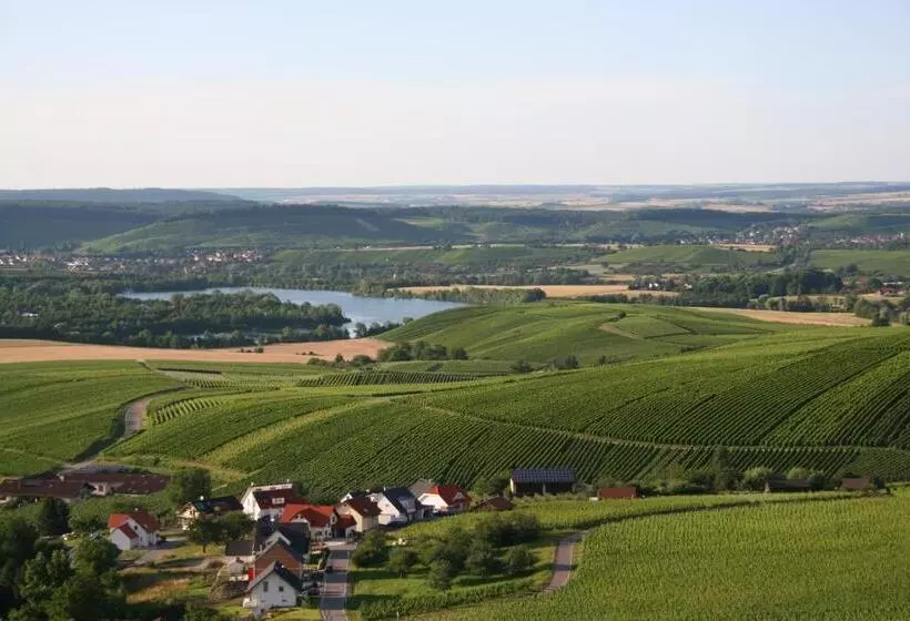 Hotelli Landhaus Hohly