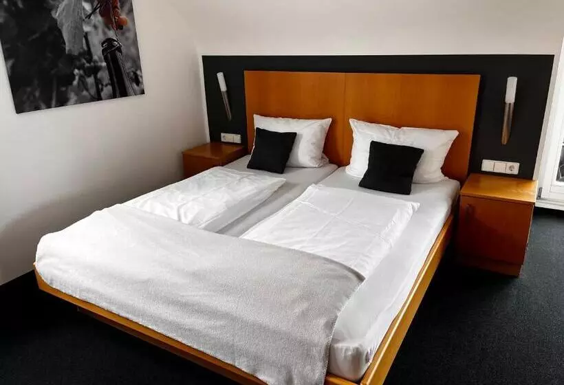 Hotelli Landhaus Hohly