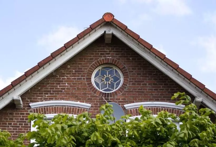 هتل Landhaus Lillesand