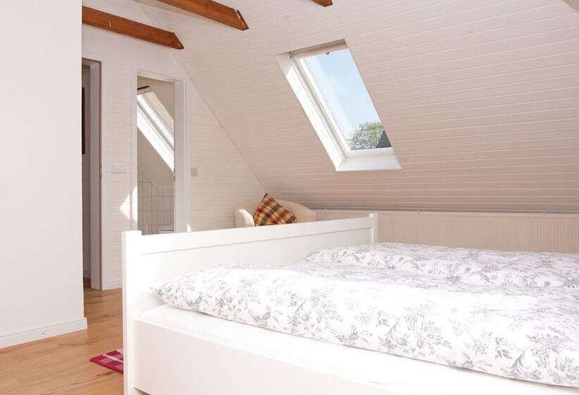 Отель Landhaus Lillesand