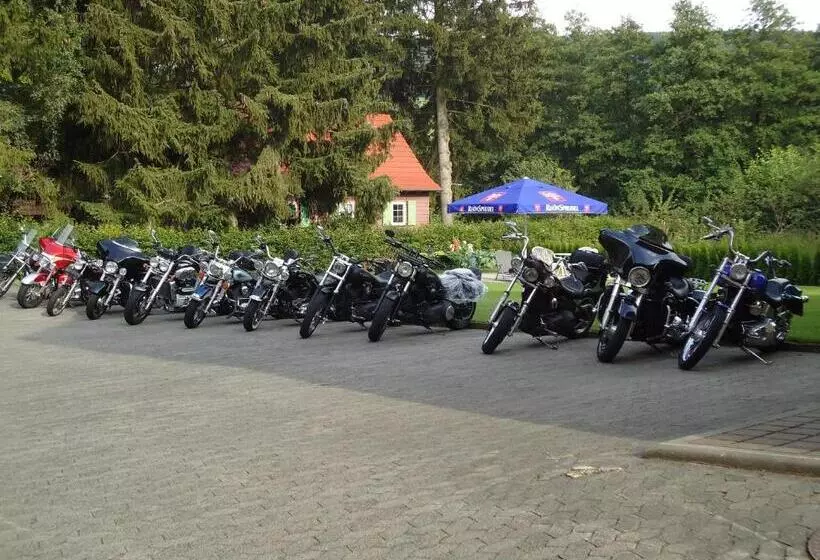 Hotelli Gasthaus & Pension Lisas Welt Wasserkuppe