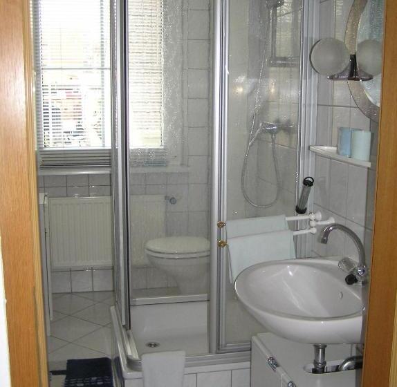 Отель Pension Am Peeneufer Ug