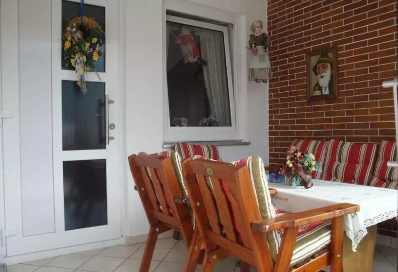 Hotelli Pension Haus Wanninger