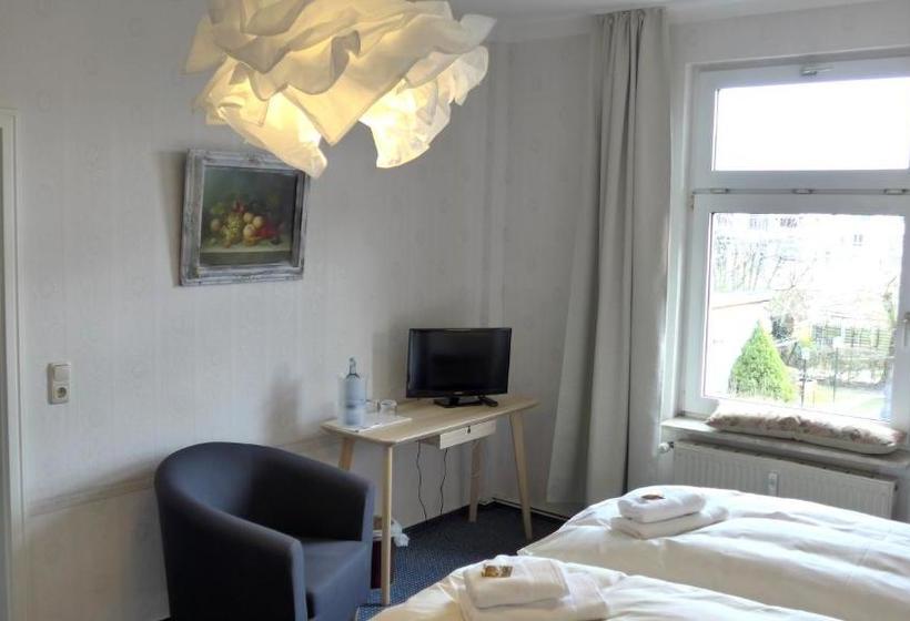 Romantisches Hotel Zur Traube Schwerin