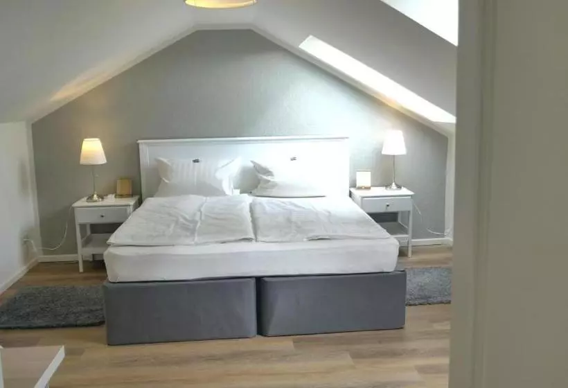 Romantisches Hotel Zur Traube Schwerin