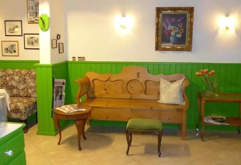 Romantisches Hotel Zur Traube Schwerin