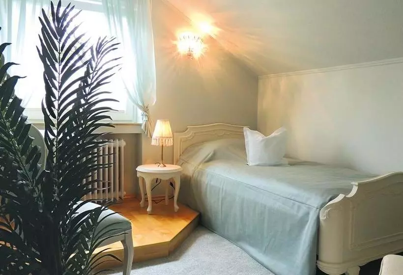 ホテル Sophia Spessarthäuser