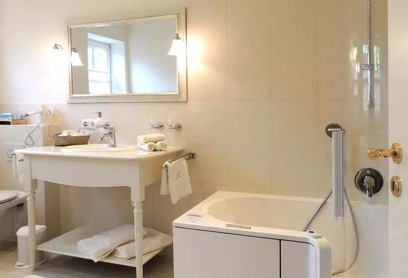 ホテル Sophia Spessarthäuser