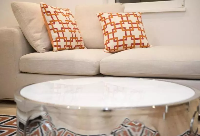 Hotelli Villa Almarin