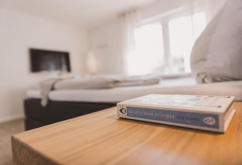 בית מלון כפרי Weingut Gehlen Cornelius